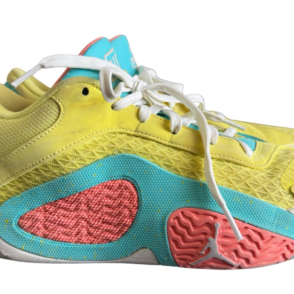 Jordan Tatum 2 Lemonade Basketball Shoe